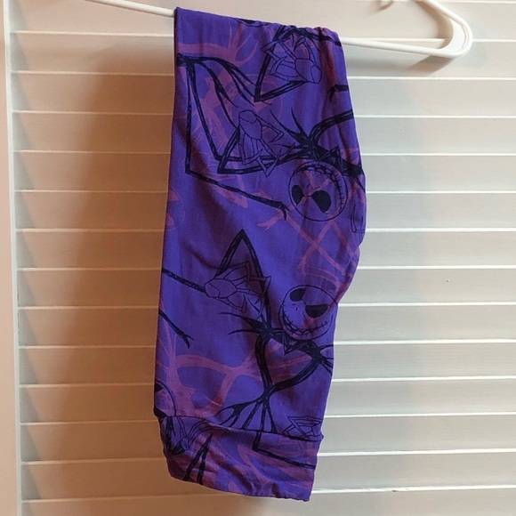 LuLaRoe Pants - OS LuLaRoe Leggings **Nightmare Before Christmas**